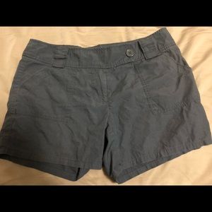 The Limited shorts size 8. Drew Fit